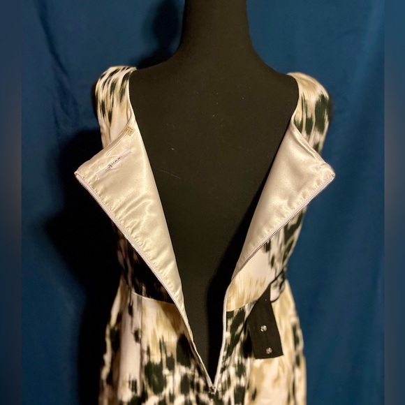 T-Tahari belted knee length dress size 10 - Picture 4 of 9